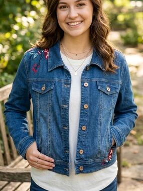 Tribal Jeans Floral Embroidered Denim Jacket Boho Artsy Transitional Layering
